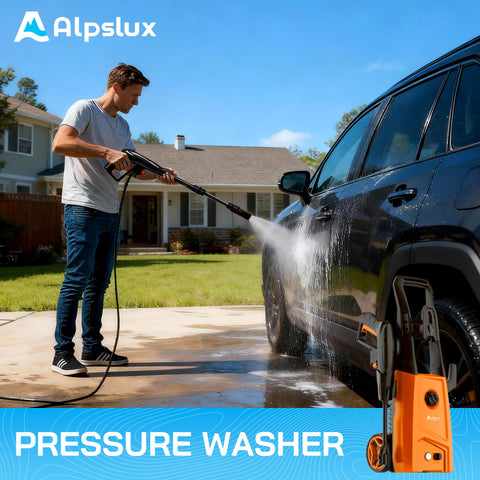 ALPSLUX foam cannon in use creates thick vehicle foam for easier cleaning