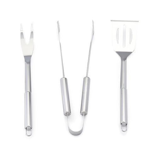 Amazon Basics ergonomically designed handles provide comfortable grip