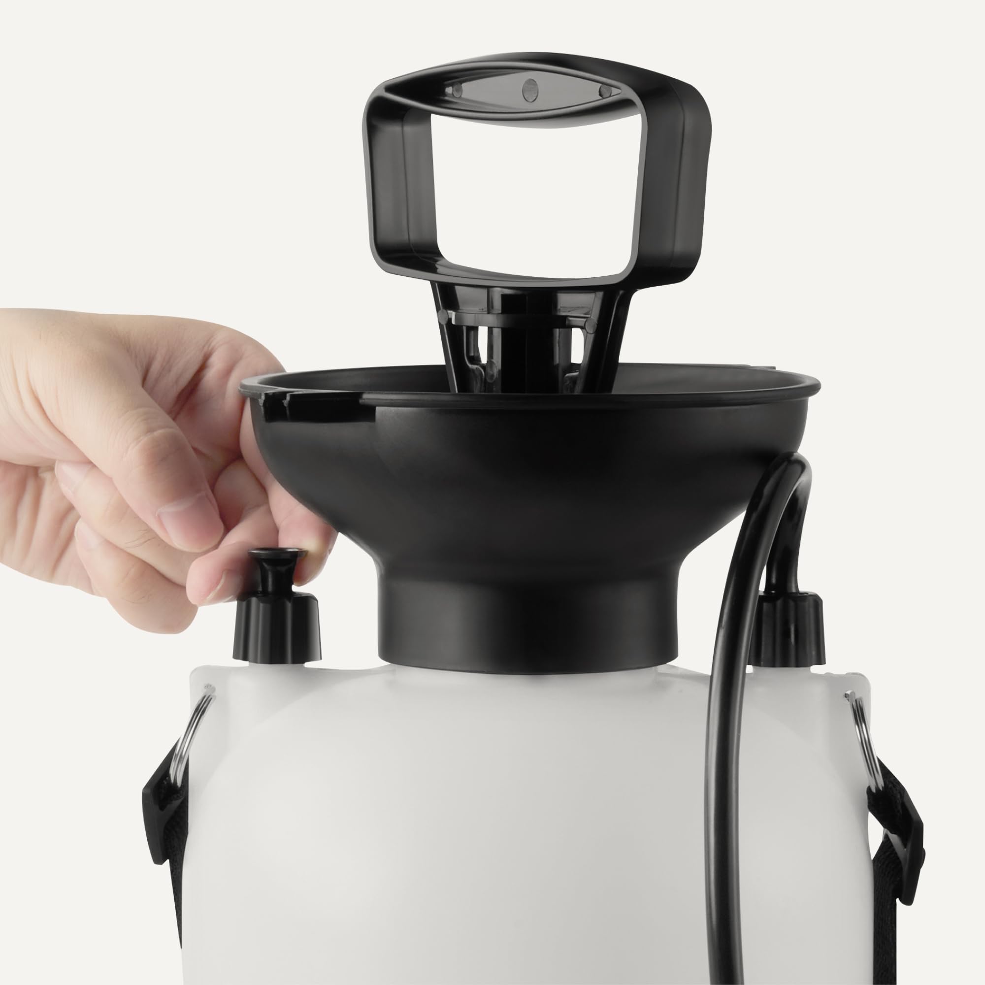 Amazon Basics Garden Sprayer translucent tank enables mess-free filling