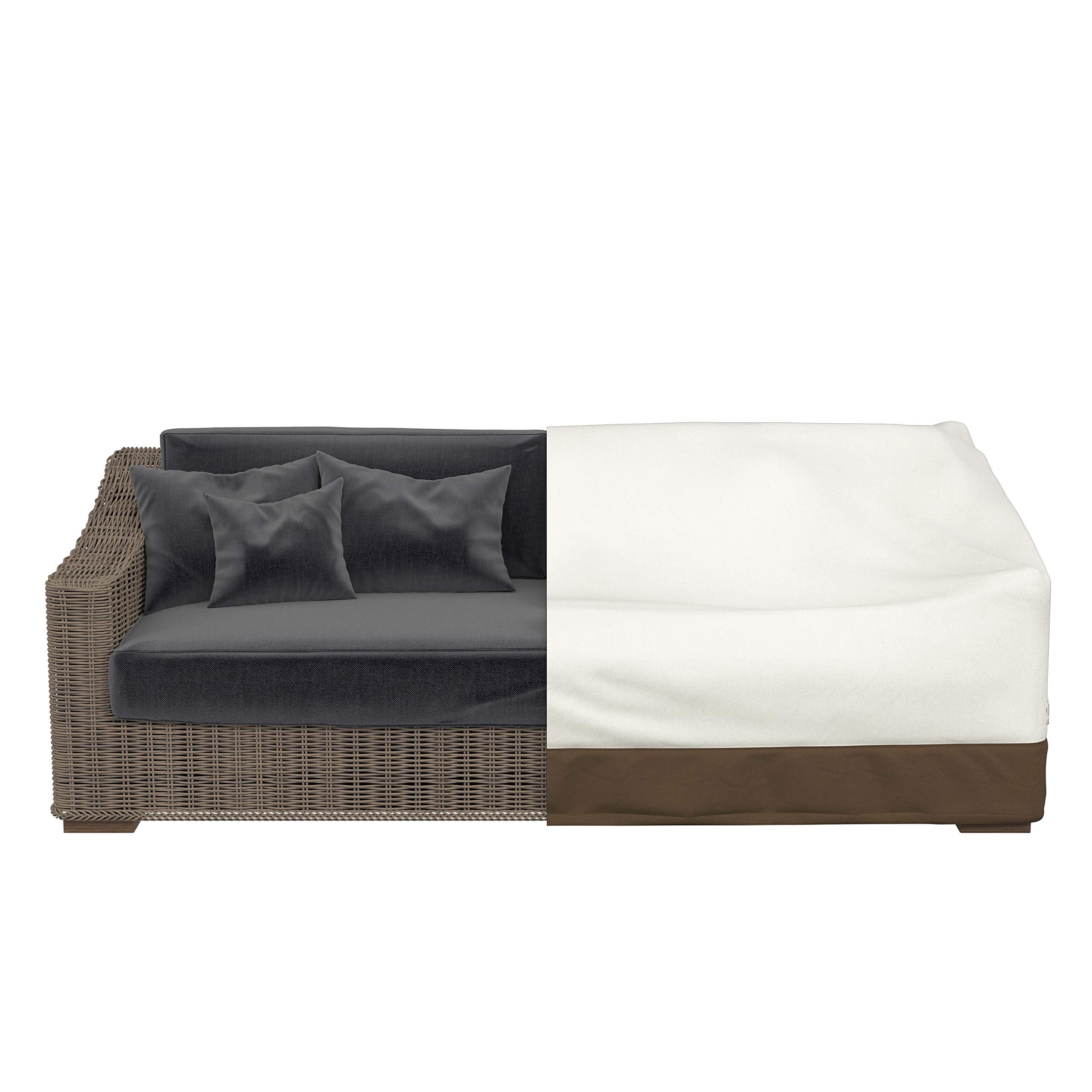 Click-close straps secure Griffen 3-Seater cover on windy days