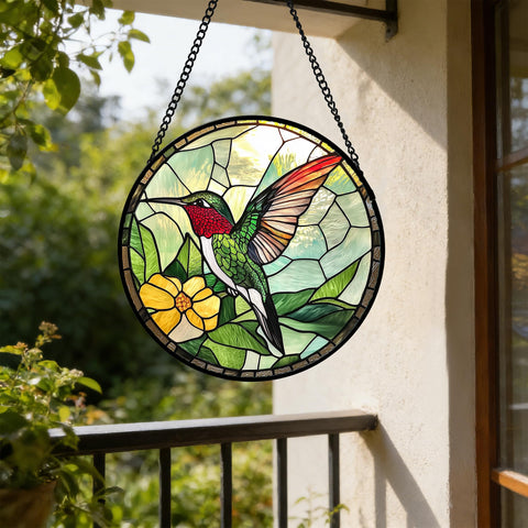 AMDERVEN durable metal frame keeps the suncatcher securely hung.