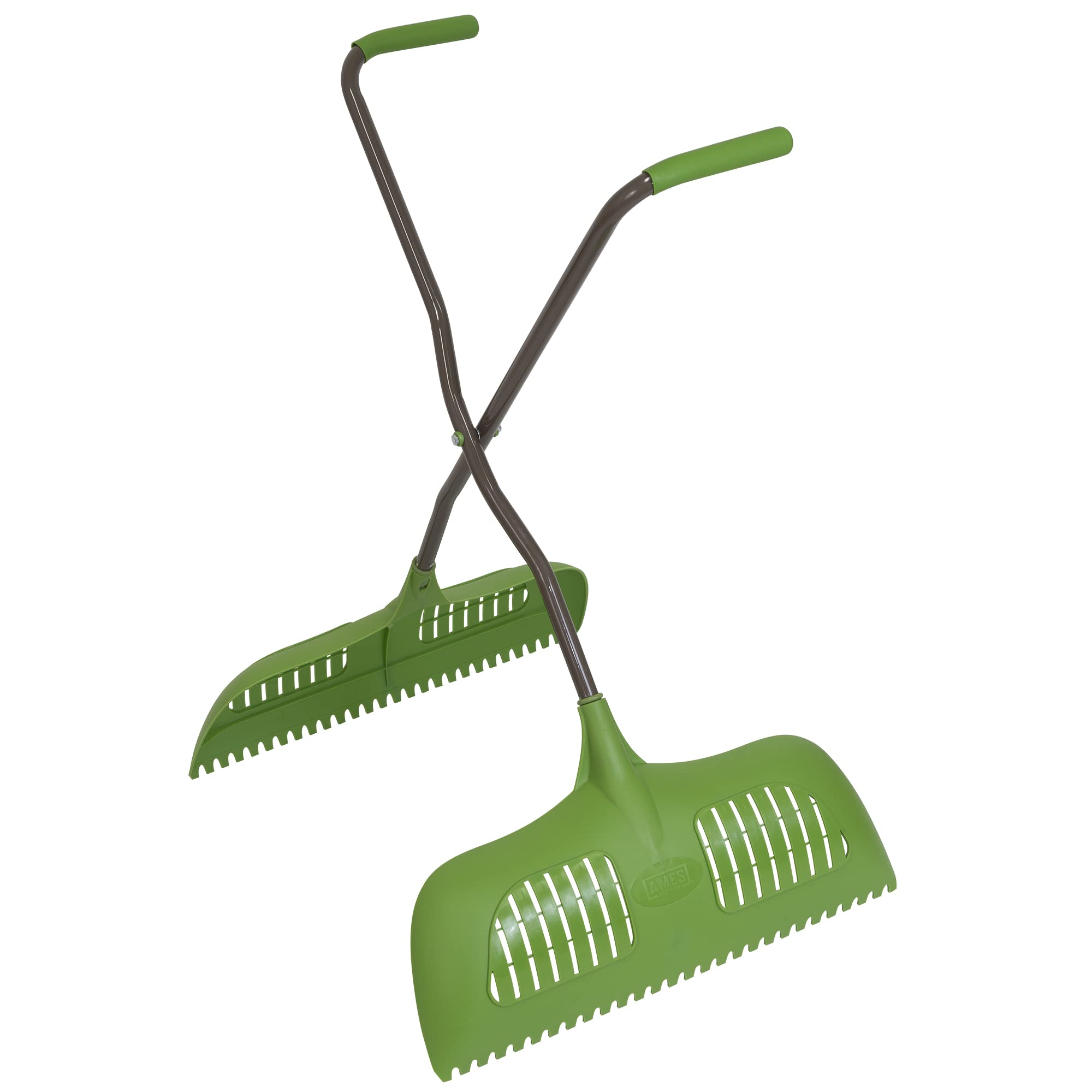 AMES Leaf Grabber Rake with Dual Blades grips leaves and debris quickly and firmly