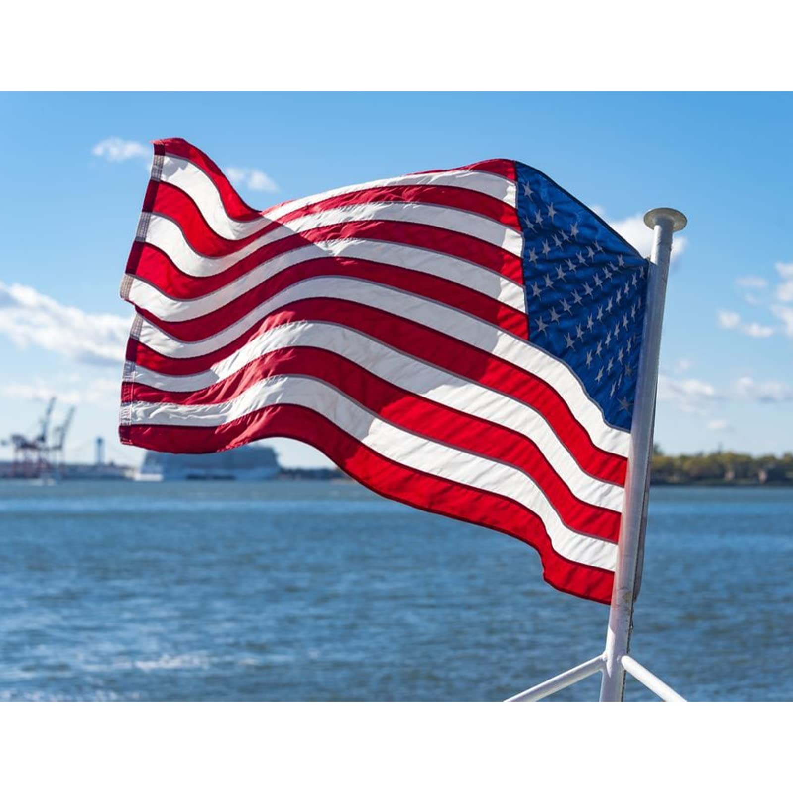 AMZFLAG bright colors stay vivid on boats and bikes.