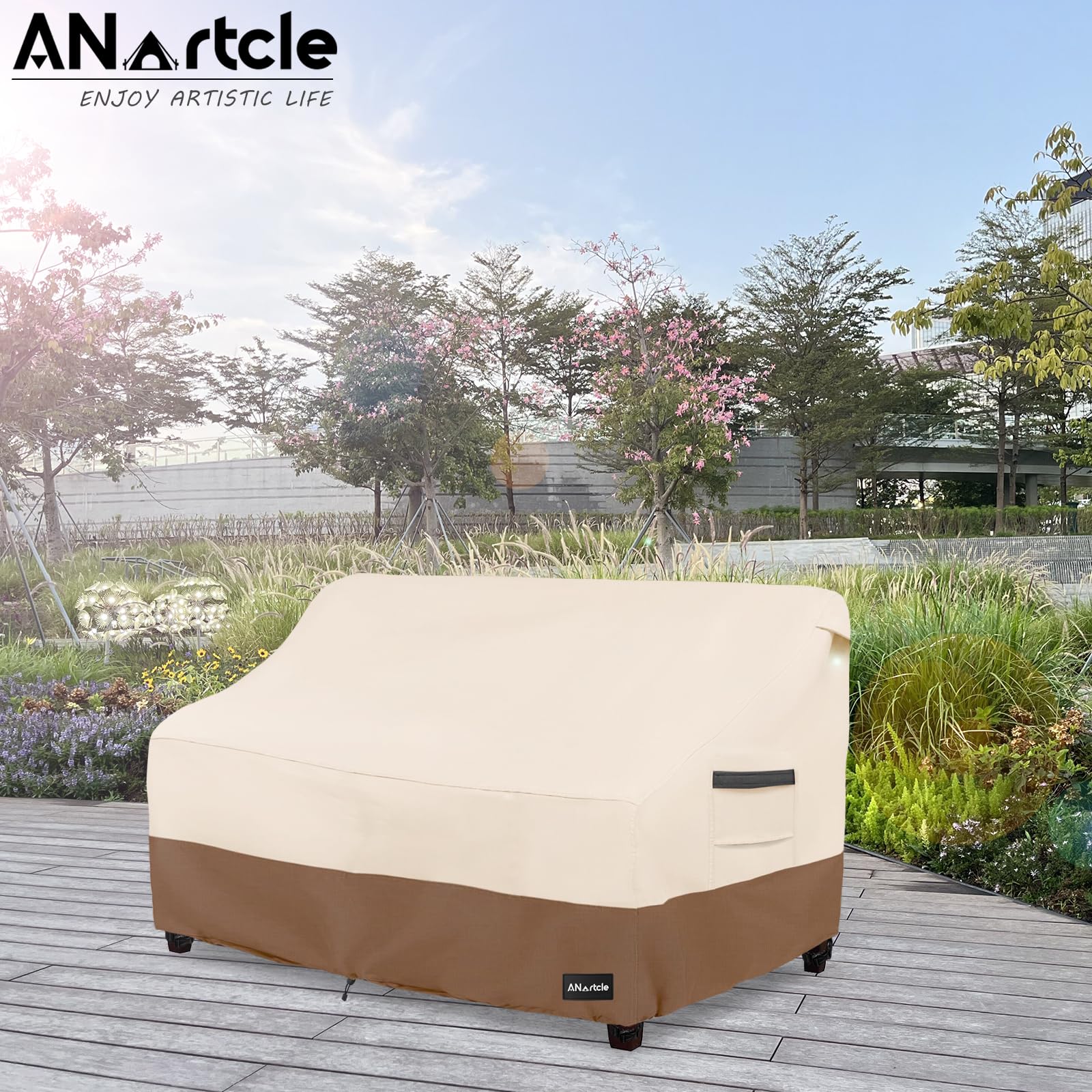 ANartcle cover features 1-click-close straps for secure fit