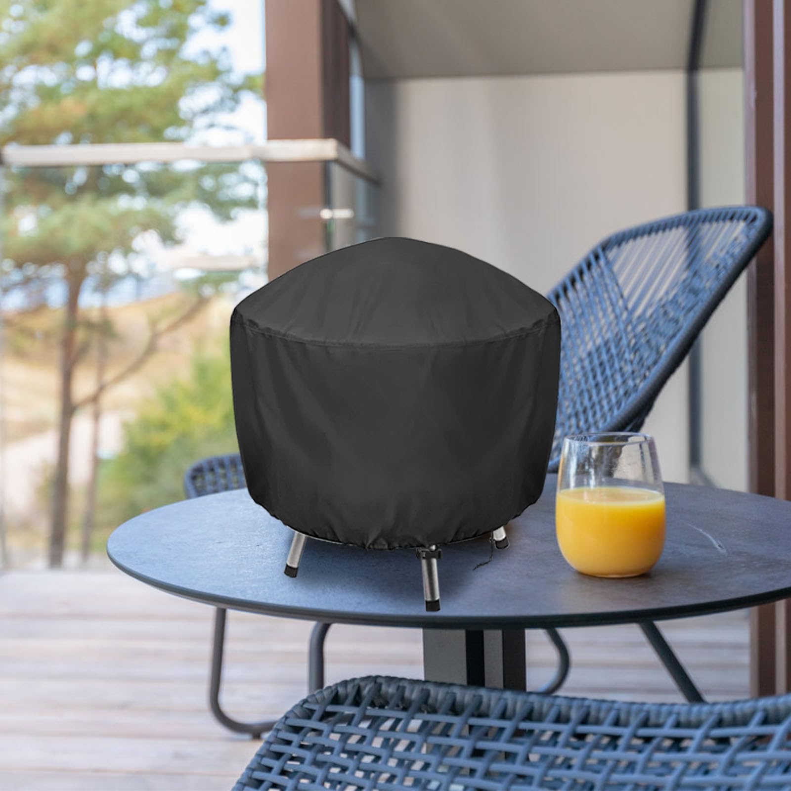 Andacar cover cleans easily with a hose for quick maintenance.