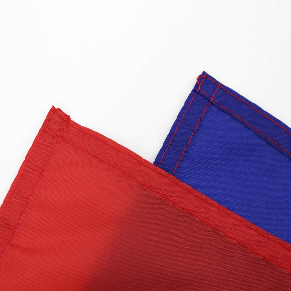 Light-weight ANJOR flag easy to handle during setup.