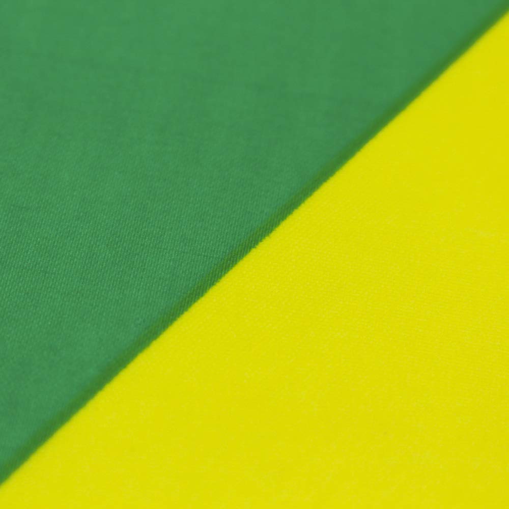 ANJOR Jamaica flag-brass-grommets sturdy grommets enable easy mounting.