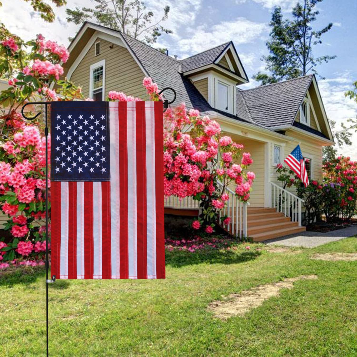 Anley US flag close-up highlights double-stitched seams for longevity.