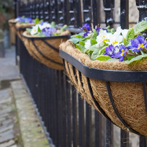 ANPHSIN decorative liner suits nurseries and weddings with greenery.