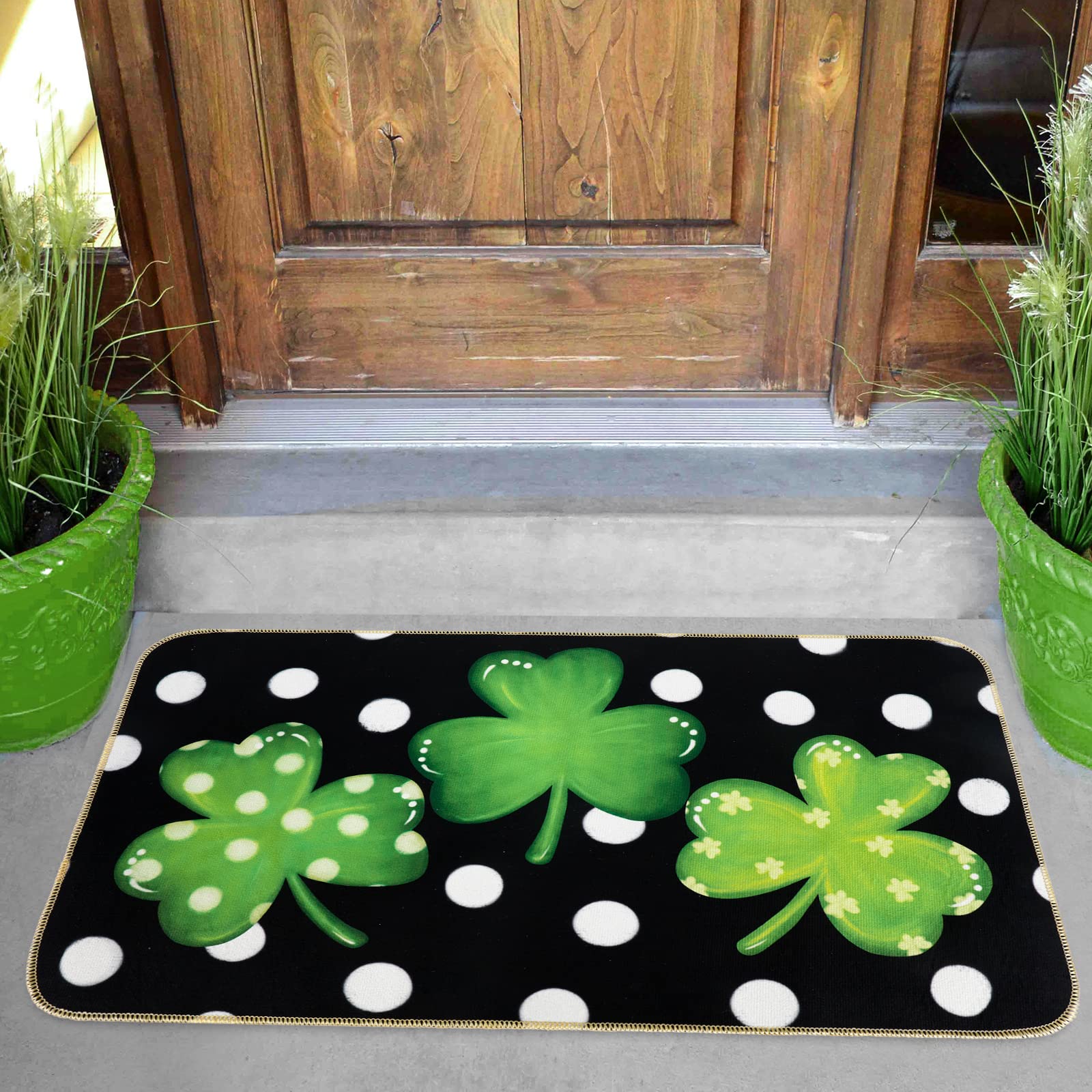 AnyDesign 17x29 inch mat fits most doorways and thresholds.
