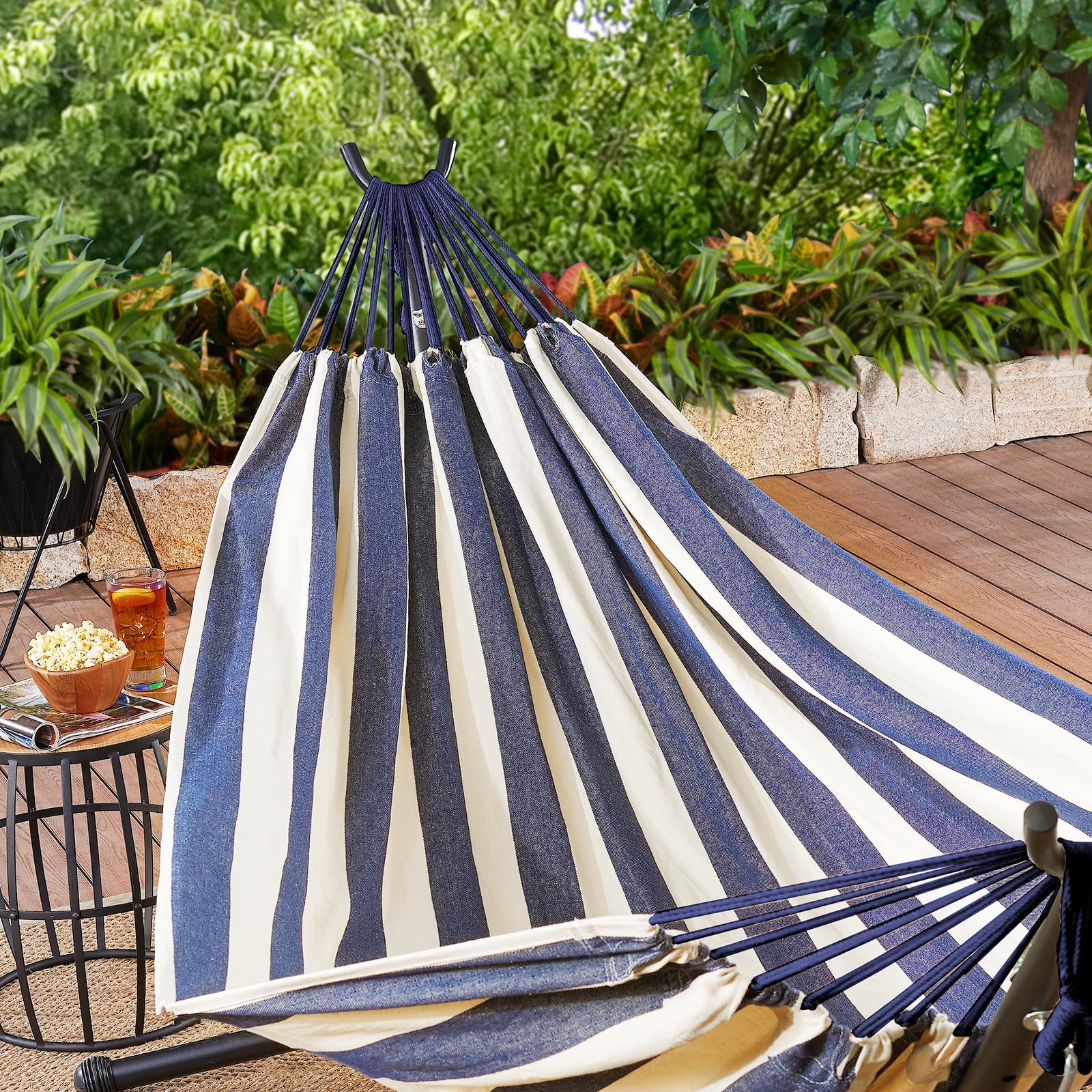 ANYOO compact hammock ideal for travel and camping