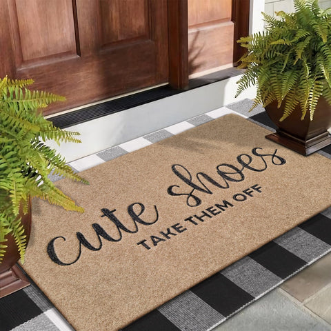 AOAOPQ Outdoor Entryway Doormat Brown helps trap dirt and protects interior floors.
