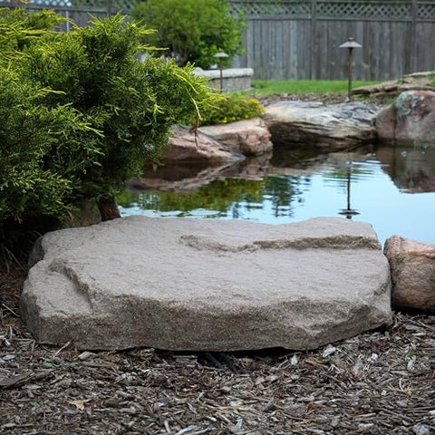 Aquascape Signature Series faux rock lid right view showing rotatable fit.