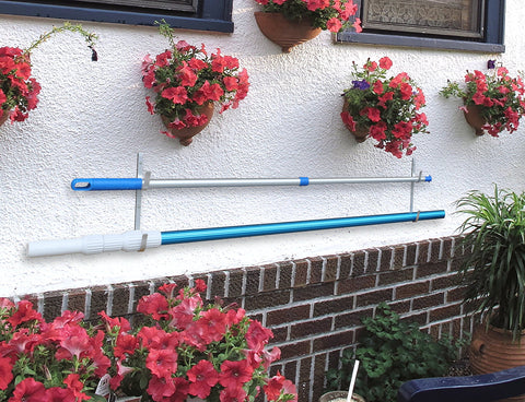 Closeup of Aquatix Pro aluminium hanger showing durable rust-proof finish.