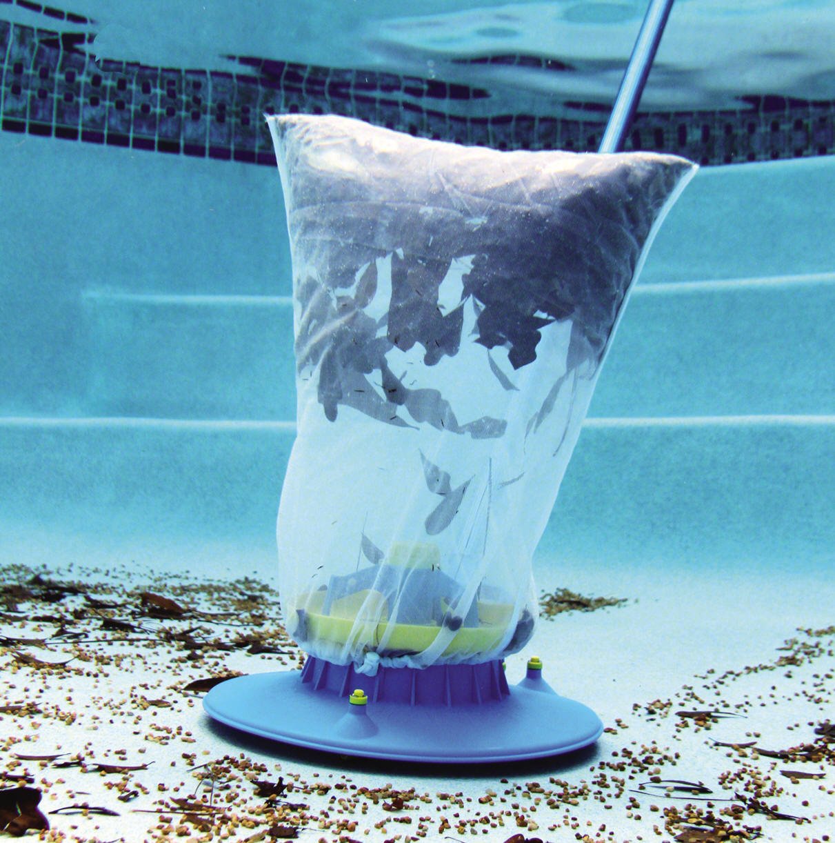 Secure fit with pull and lock cord keeps bag attached during cleaning sessions.