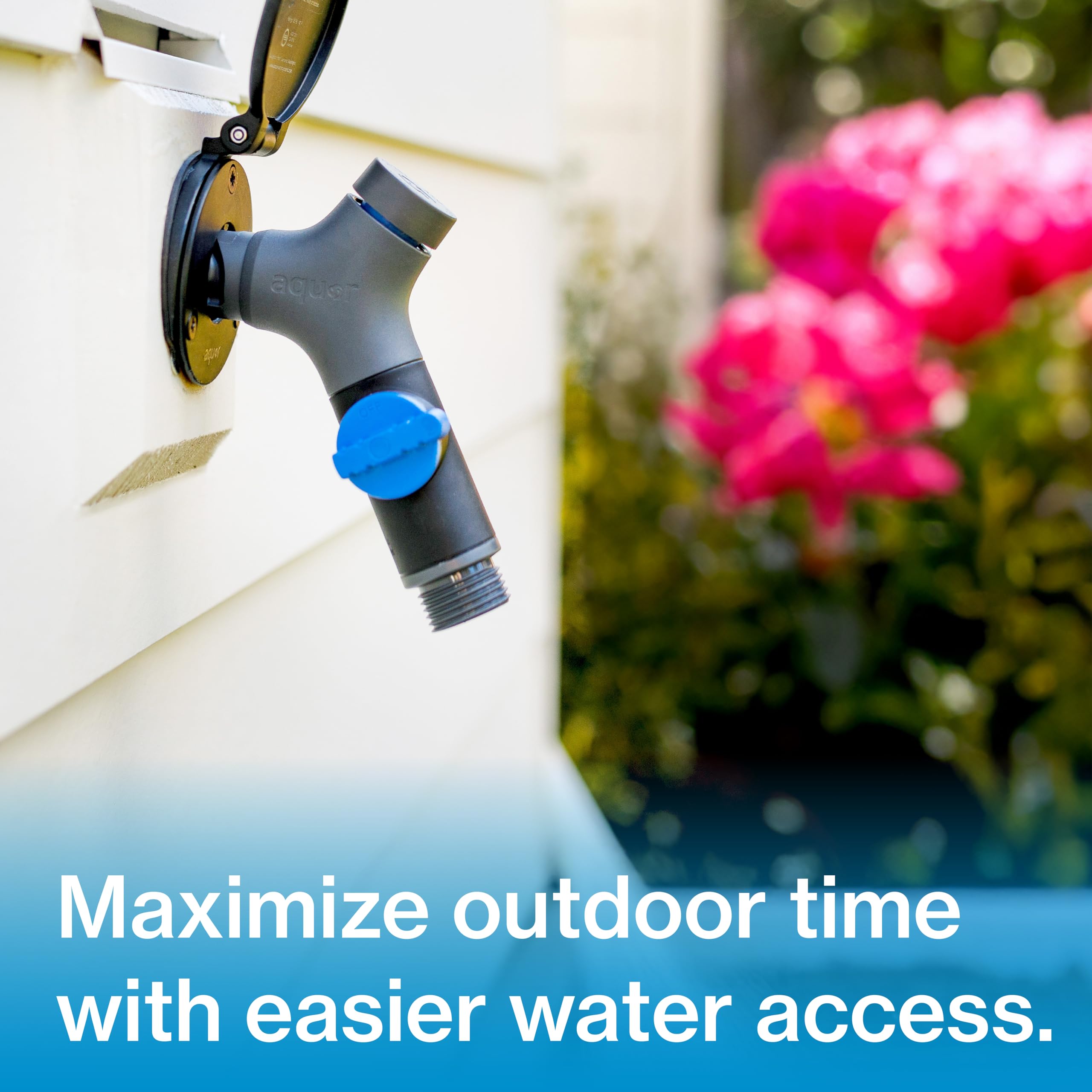 Aquor Comfort Grip VB hose connector ergonomic handle enabling quick, secure outdoor connections.