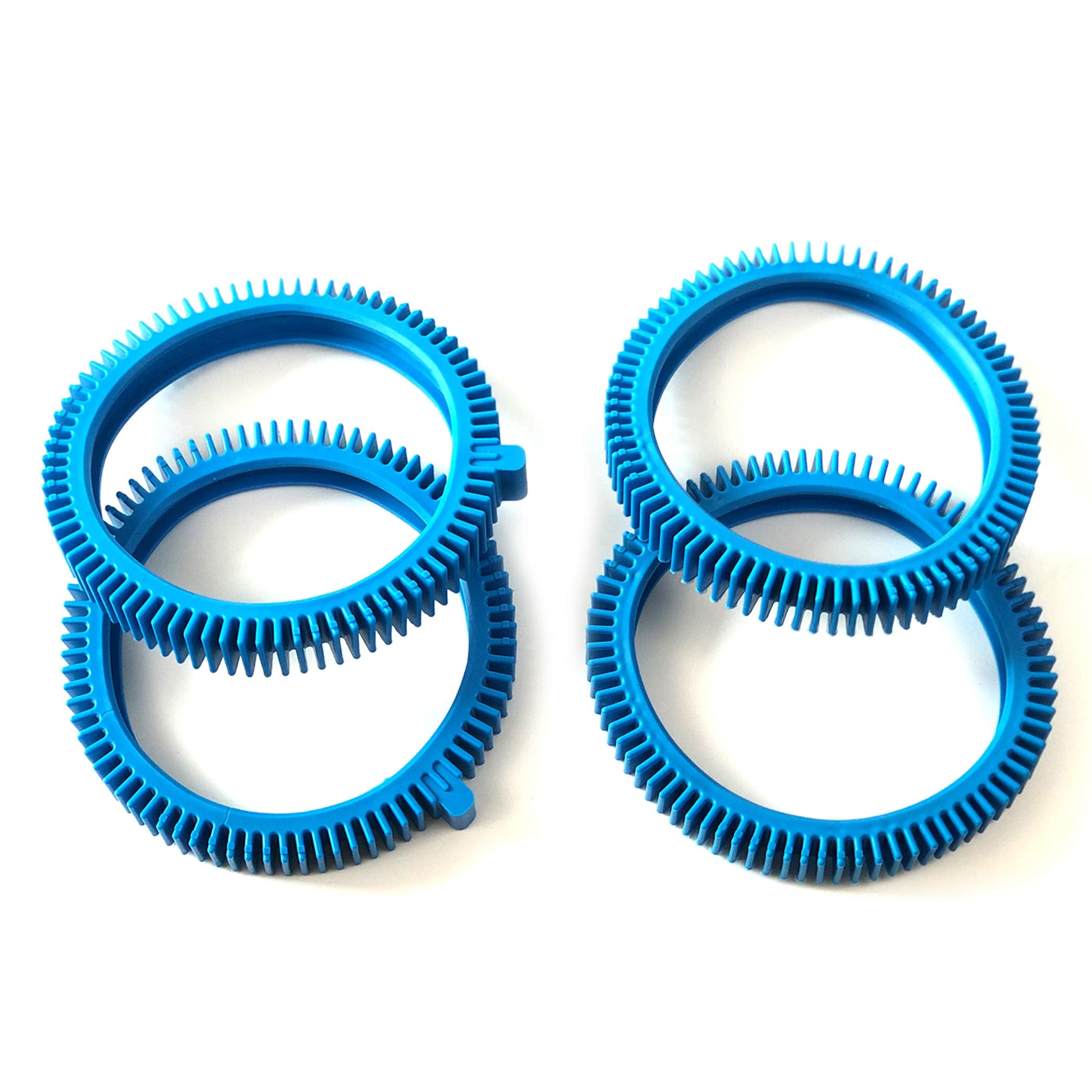 AR-PRO pool cleaner rear tire 6in diameter provides secure movement.