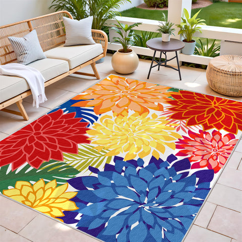 Arenarug non-slip-backing demonstrates stability on breezy decks for safe gatherings.