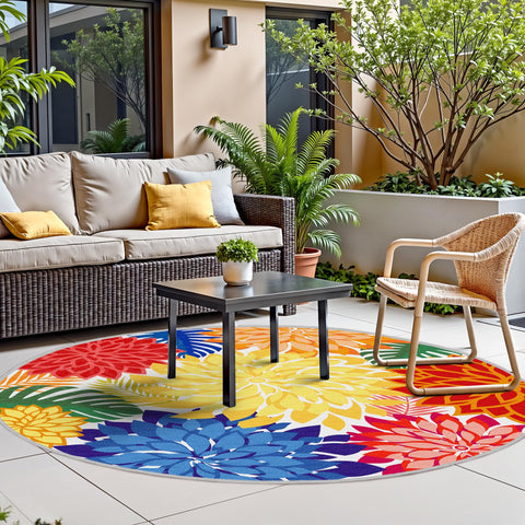 Arenarug chenille patio deck rug feels soft underfoot.