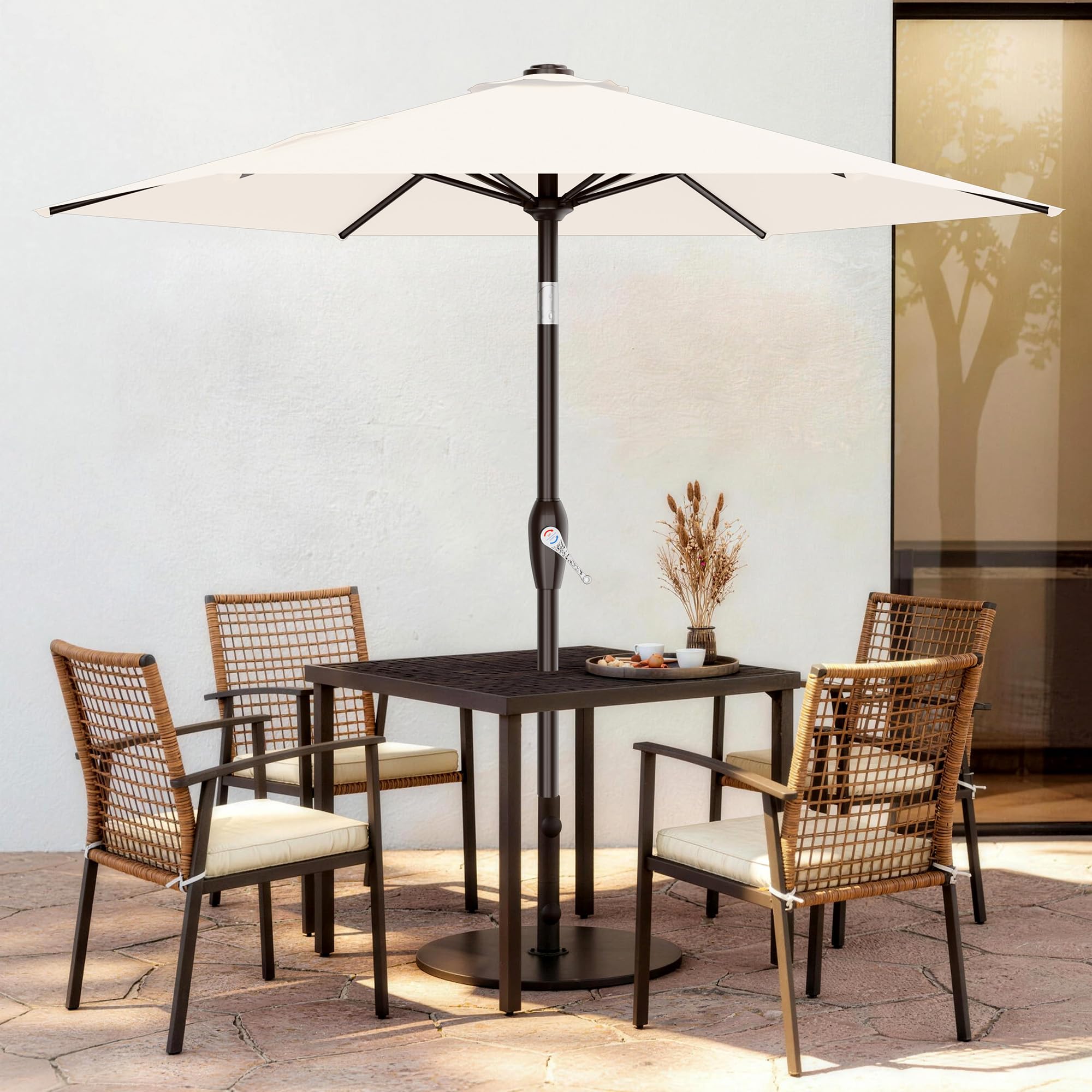 AreShark frame with six ribs delivers stable shade