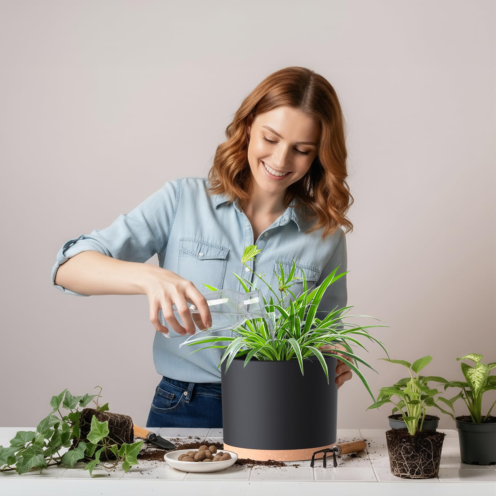 Areutxbis heavy-duty UV-resistant 10-inch pot stands up to sun