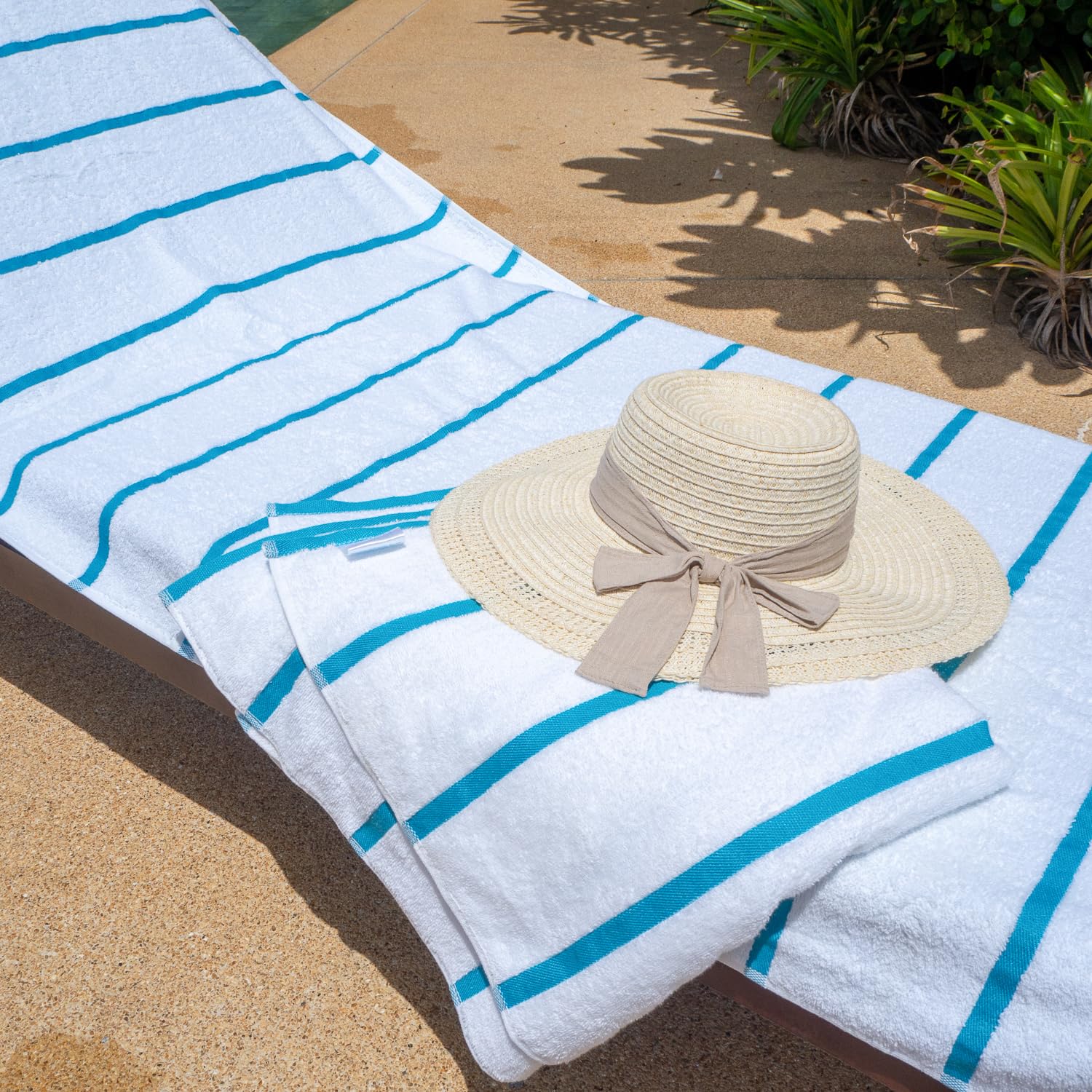 Arkwright oversized lounge cover with an 8-inch pocket for towels.