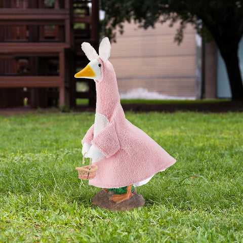 Arrowbash 23-inch goose outfit fits standard lawn geese securely