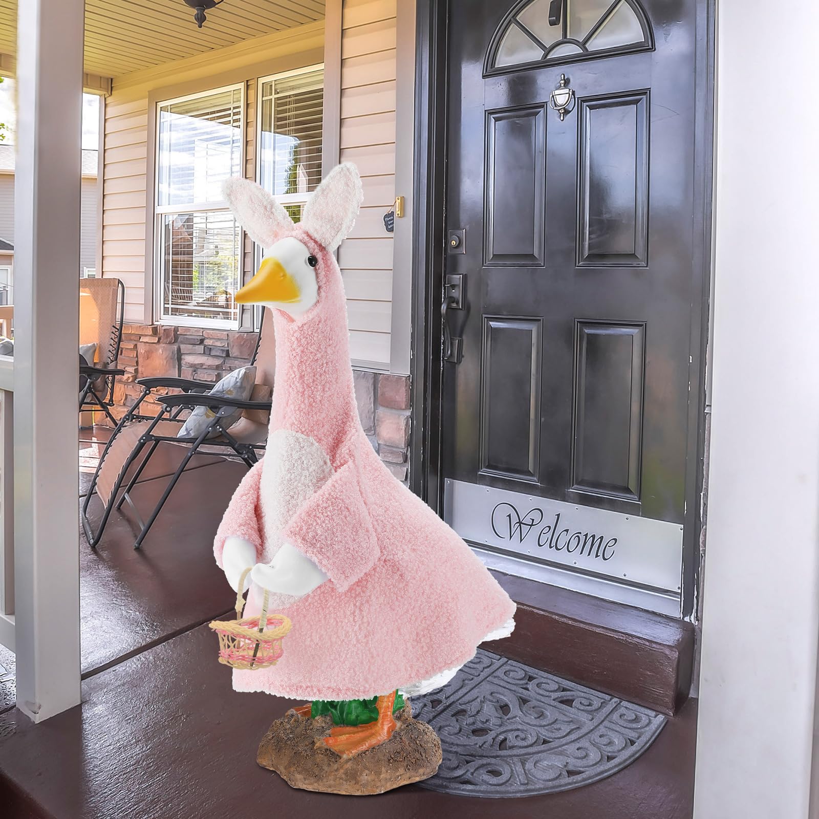 Outdoor-ready Arrowbash costume withstands wind and sun for long-lasting displays