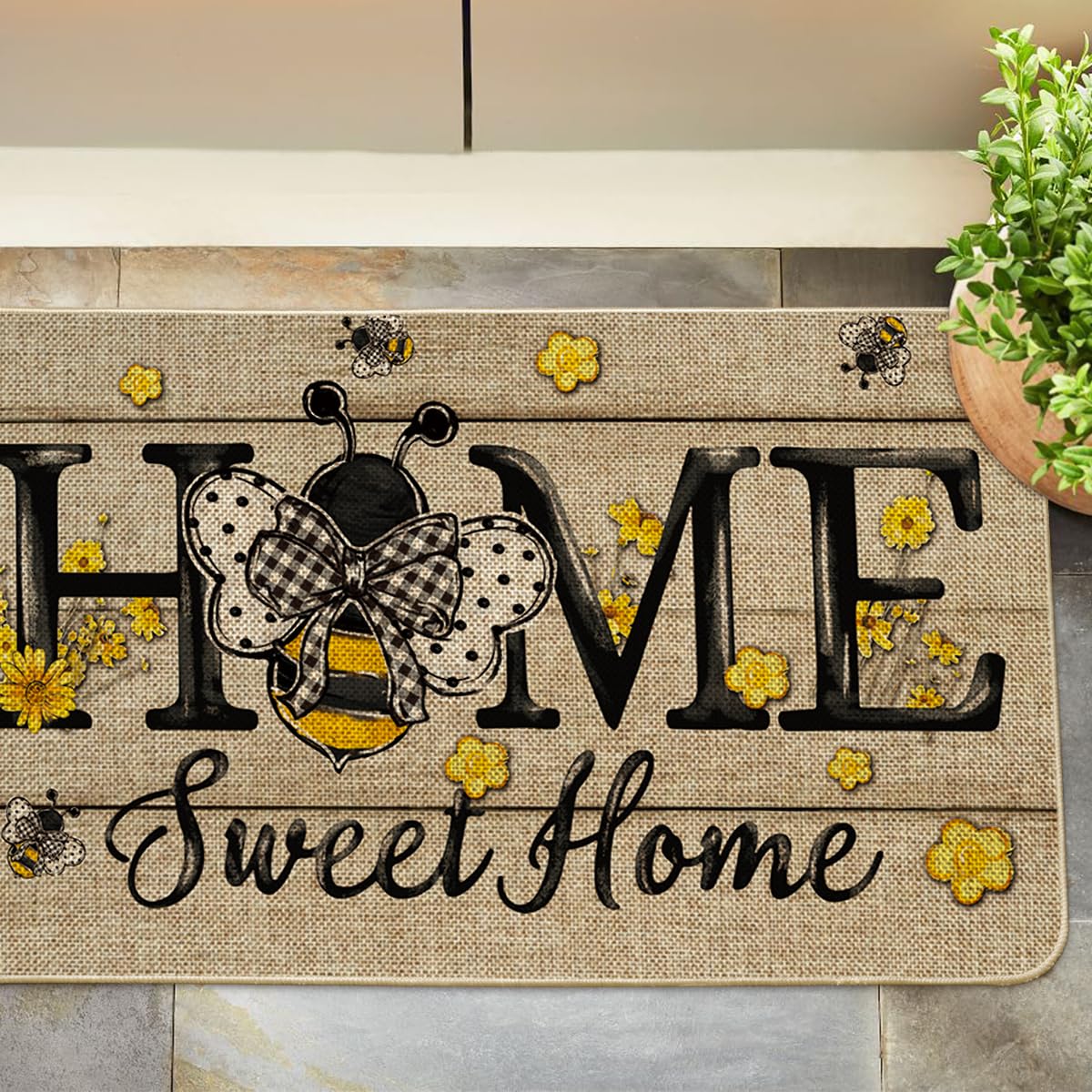 Artoid Mode Bee Daisy seasonal pattern decorates any entryway year-round.