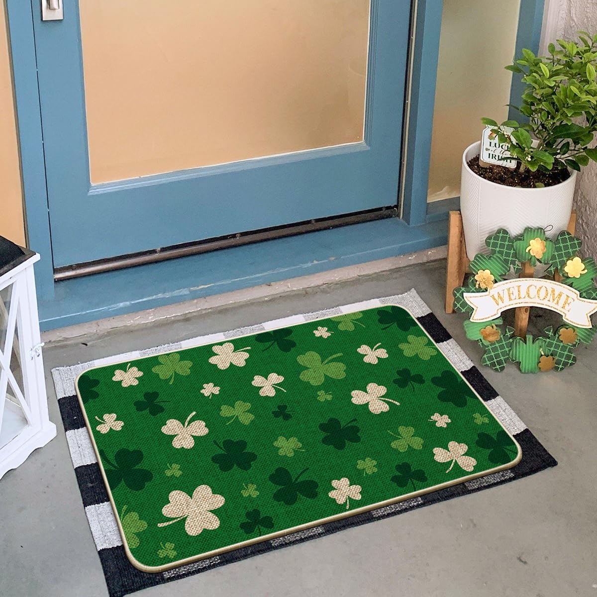 Artoid Mode shamrock doormat close-up pattern detail and color