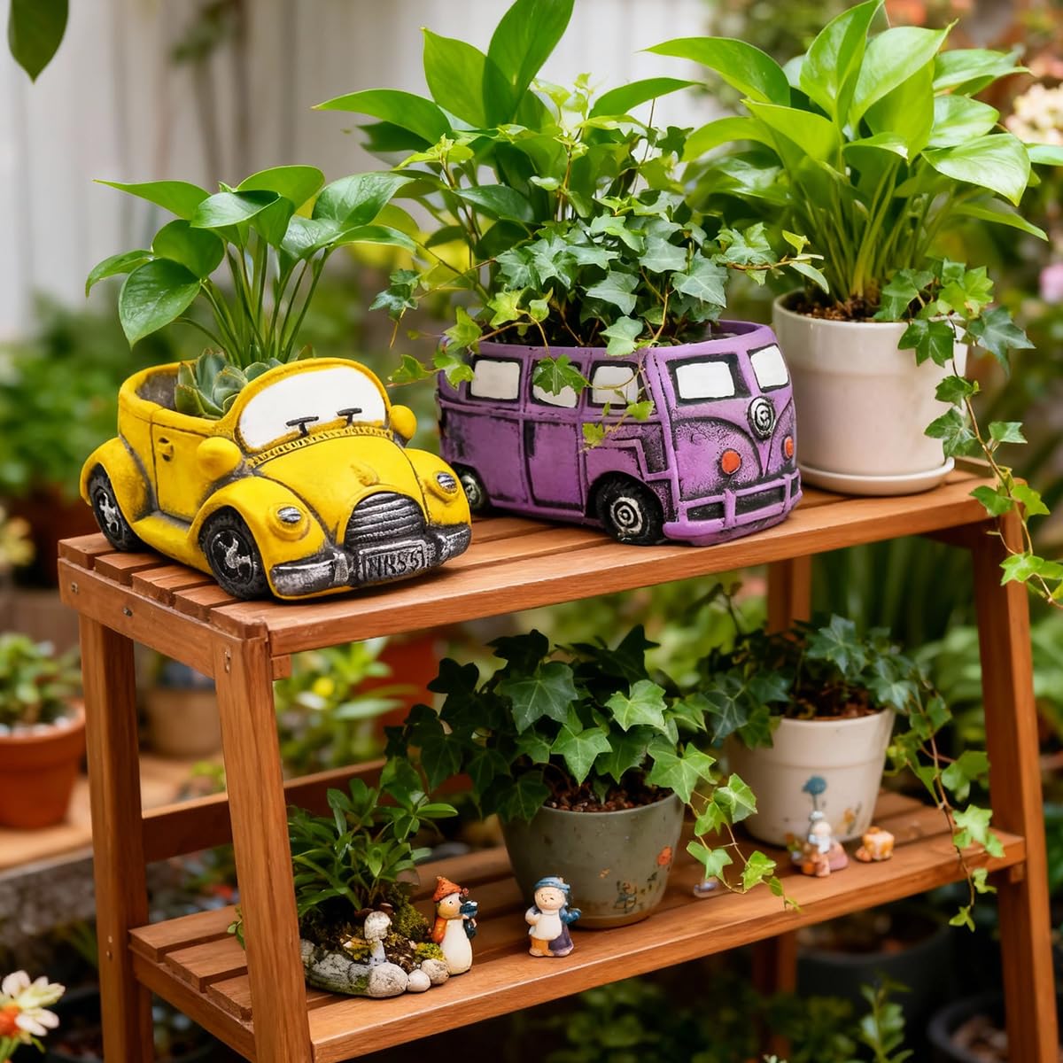 Ascrafter purple bus car planter side view ideal for small plants.