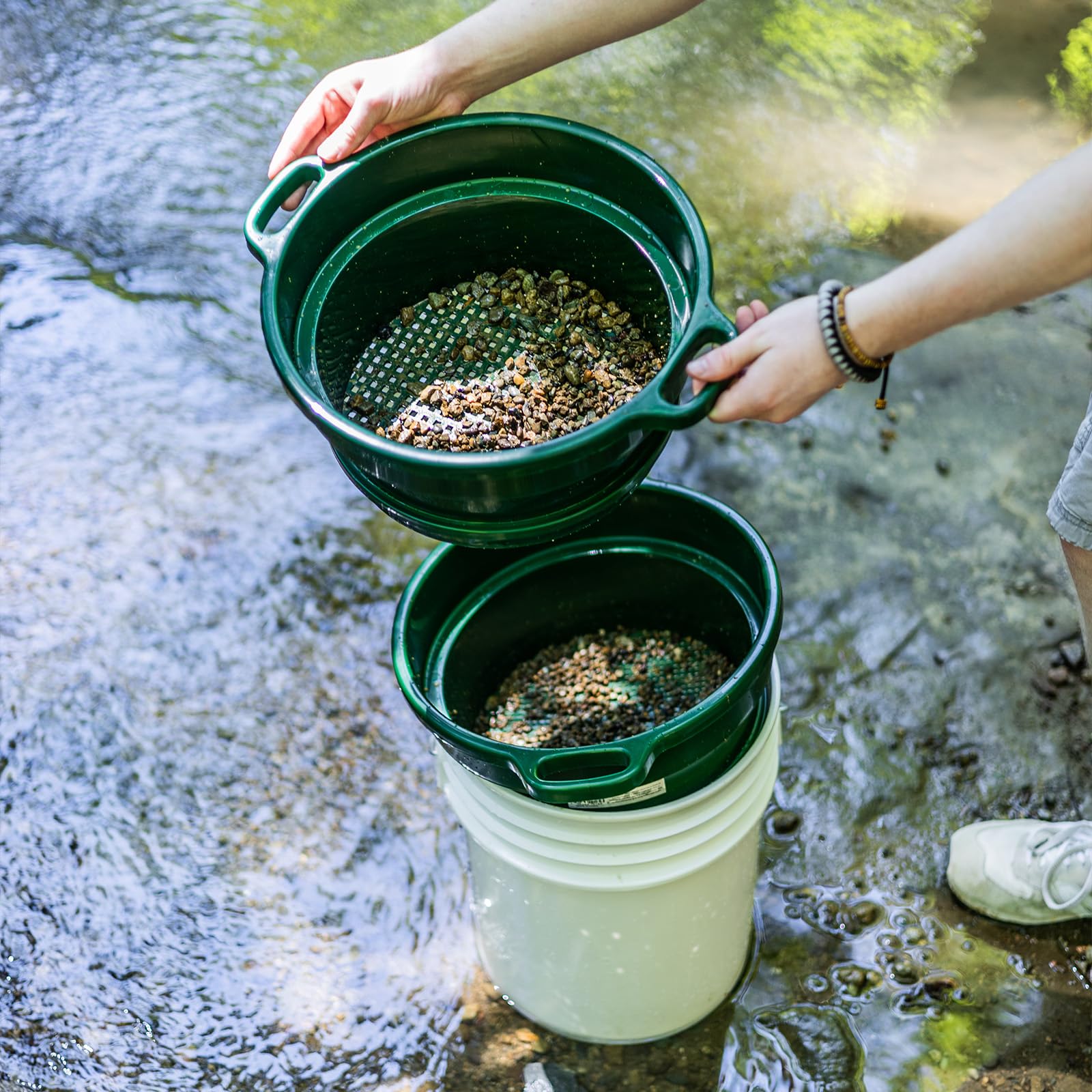 ASR Outdoor rust and UV resistant plastic ensures durable outdoor performance