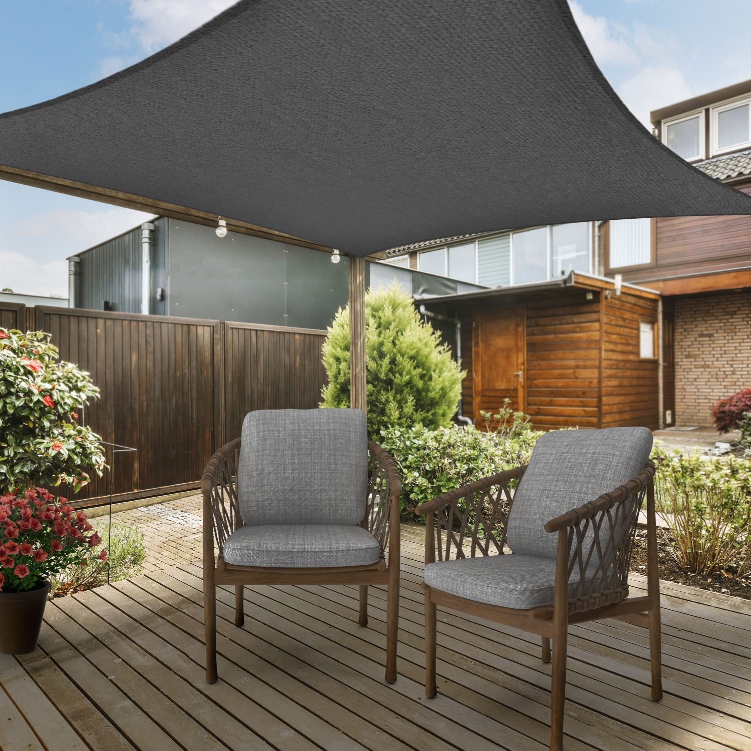 AsterOutdoor shade sail rope pack demonstrates ready-to-hang design with included lines.