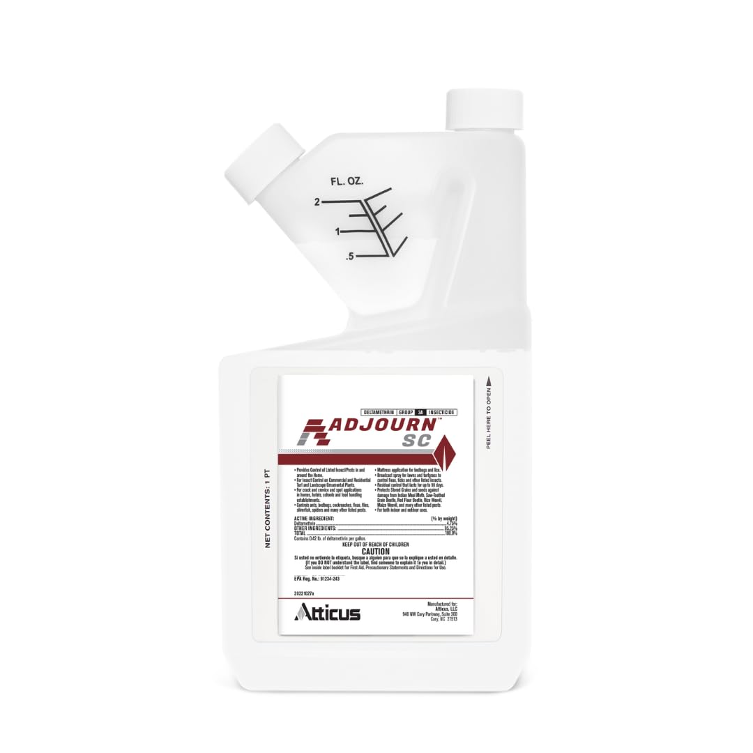 Atticus Adjourn SC bottle pour enables precise application.