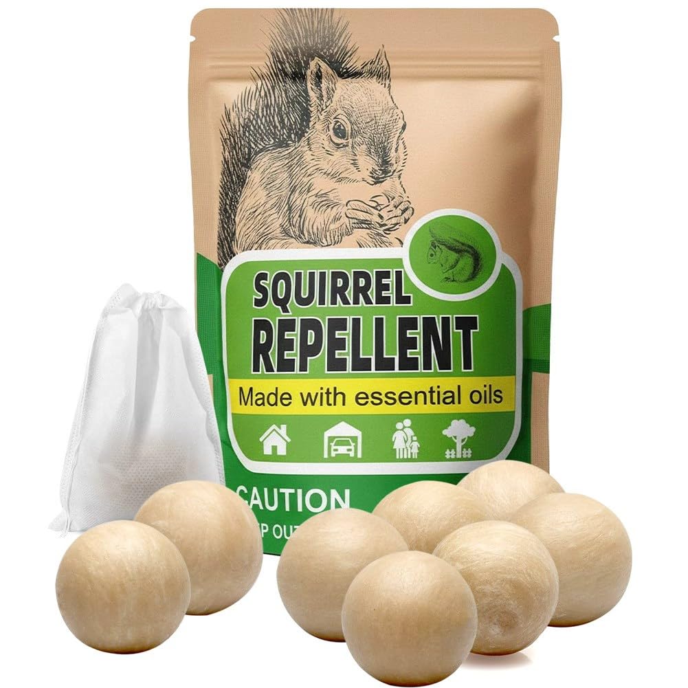 AUDQQM Squirrel Repellent 8-pack packaging close-up for outdoor use