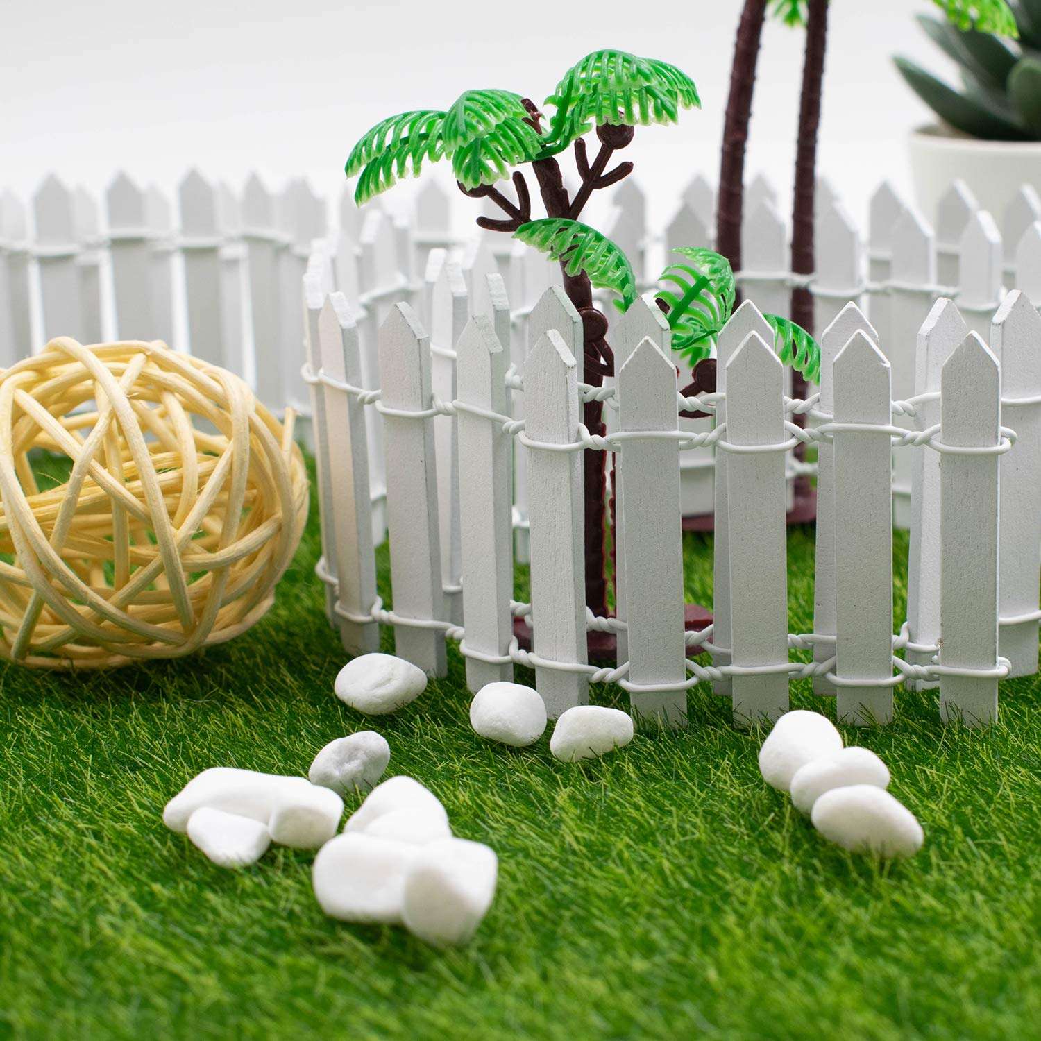 AUEAR wood and iron connectors deliver sturdy garden accents