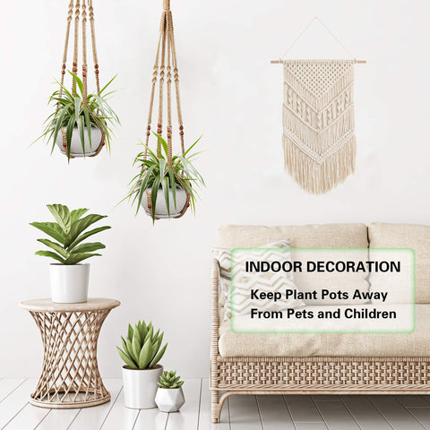 Augshy weather-resistant cotton rope withstands sun for outdoor use.
