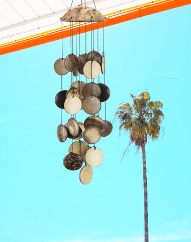 AUHD handmade wind chimes coconut-shell details for a tranquil garden sound.