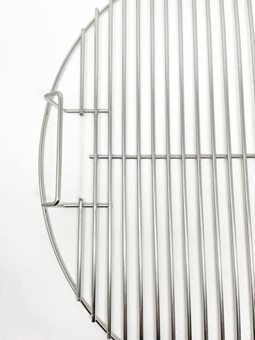 Aura Outdoor Bullseye-fit grate side view, precise compatibility with Weber and RecTeq