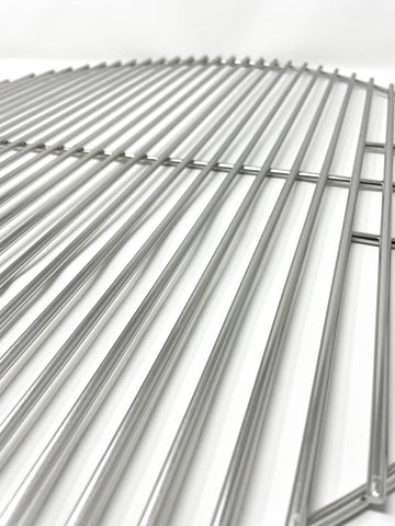 Aura Outdoor stainless steel grate closeup, rust-resistant for durability