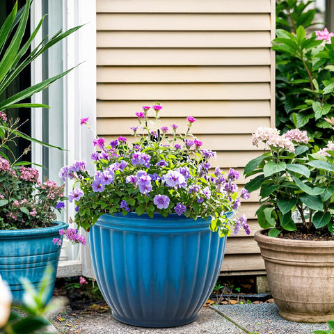 Autodaya weather-ready plastic pots in blue shade