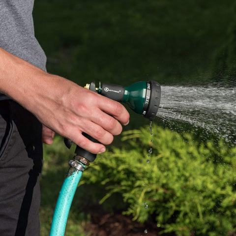 AUTOMAN garden hose nozzle ideal for watering, cleaning, and pet care