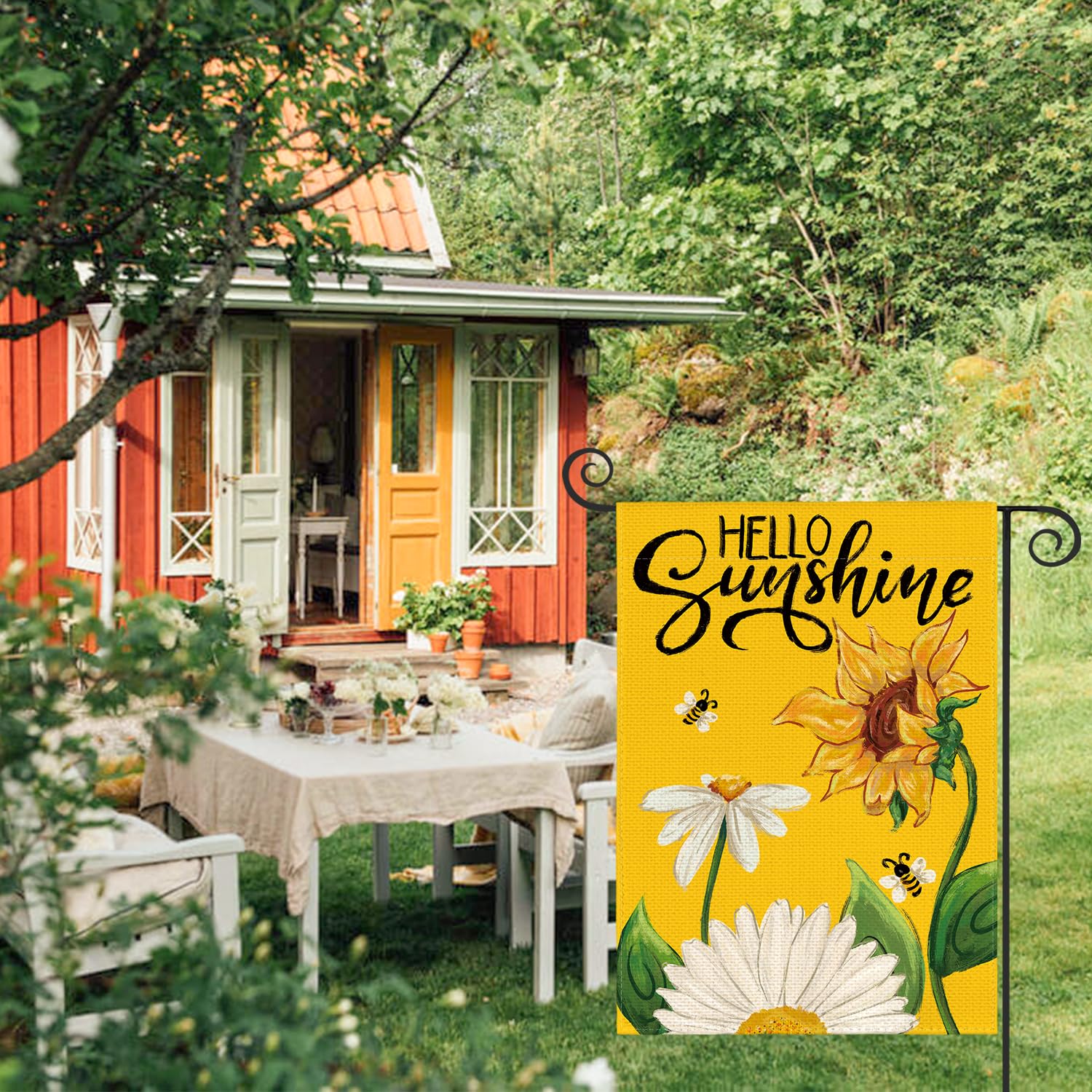 AVOIN colorlife Daisy Sunflower flag close-up petals add cheerful garden detail.