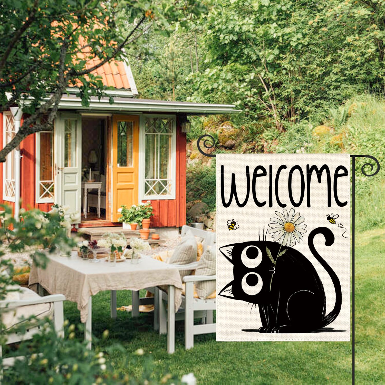 AVOIN colorlife Daisy Welcome flag for outdoor seasonal decoration.