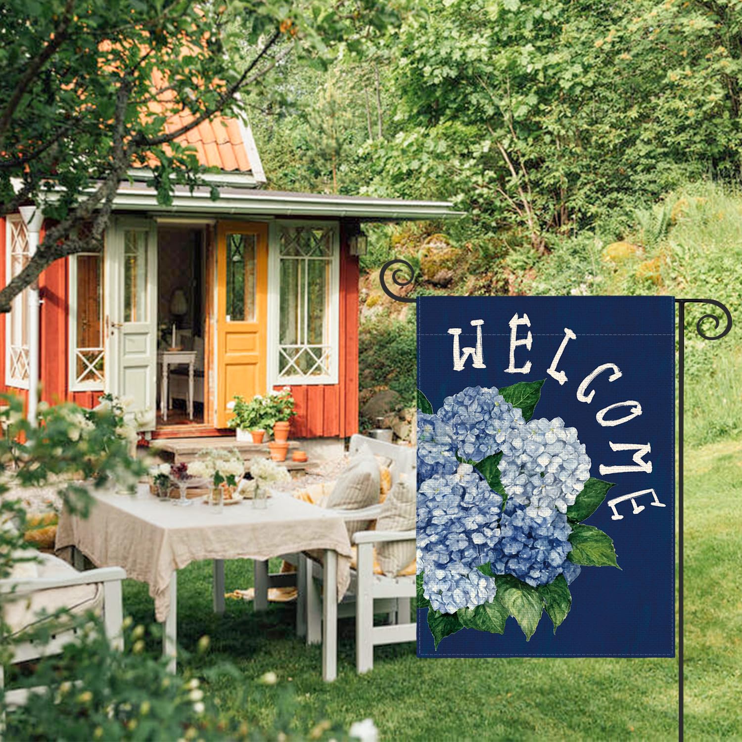 AVOIN colorlife double sided flag reads from both sides