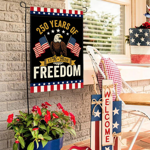 AVOIN colorlife Eagle Patriotic flag sleeve hanger for easy display