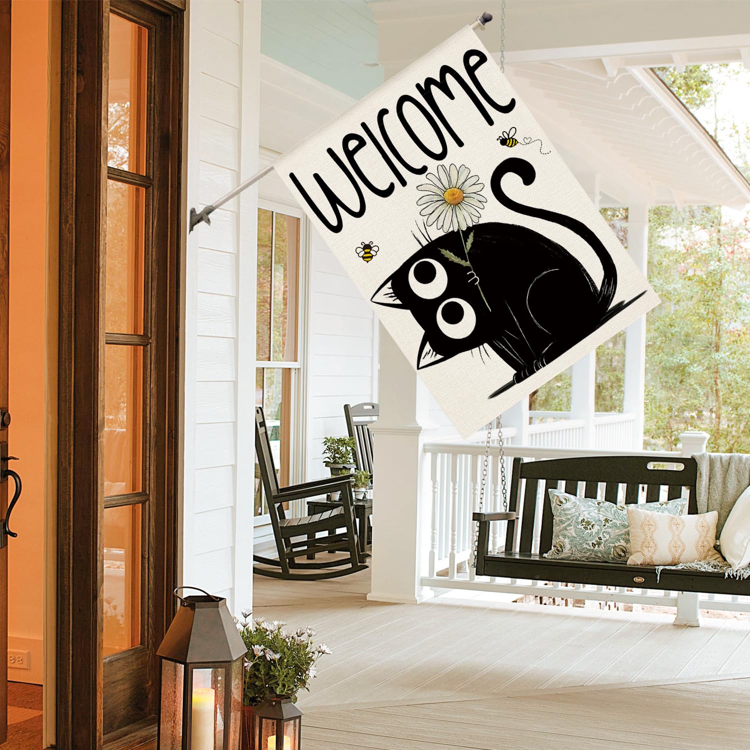 AVOIN colorlife machine-washable polyester withstands outdoor weather.