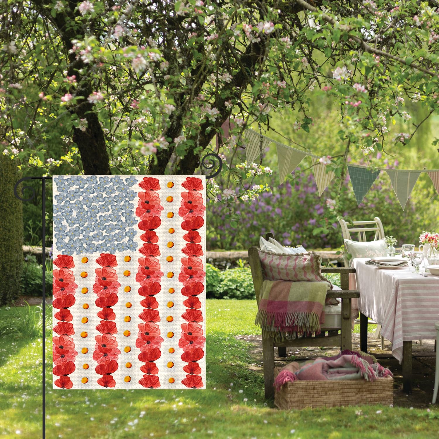 AVOIN colorlife Myosotis Poppy flag hanging sleeve enables easy setup