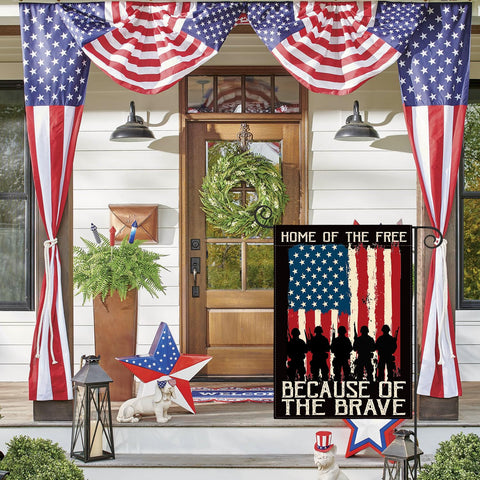 AVOIN colorlife patriotic design with stars and stripes for yard celebrations.