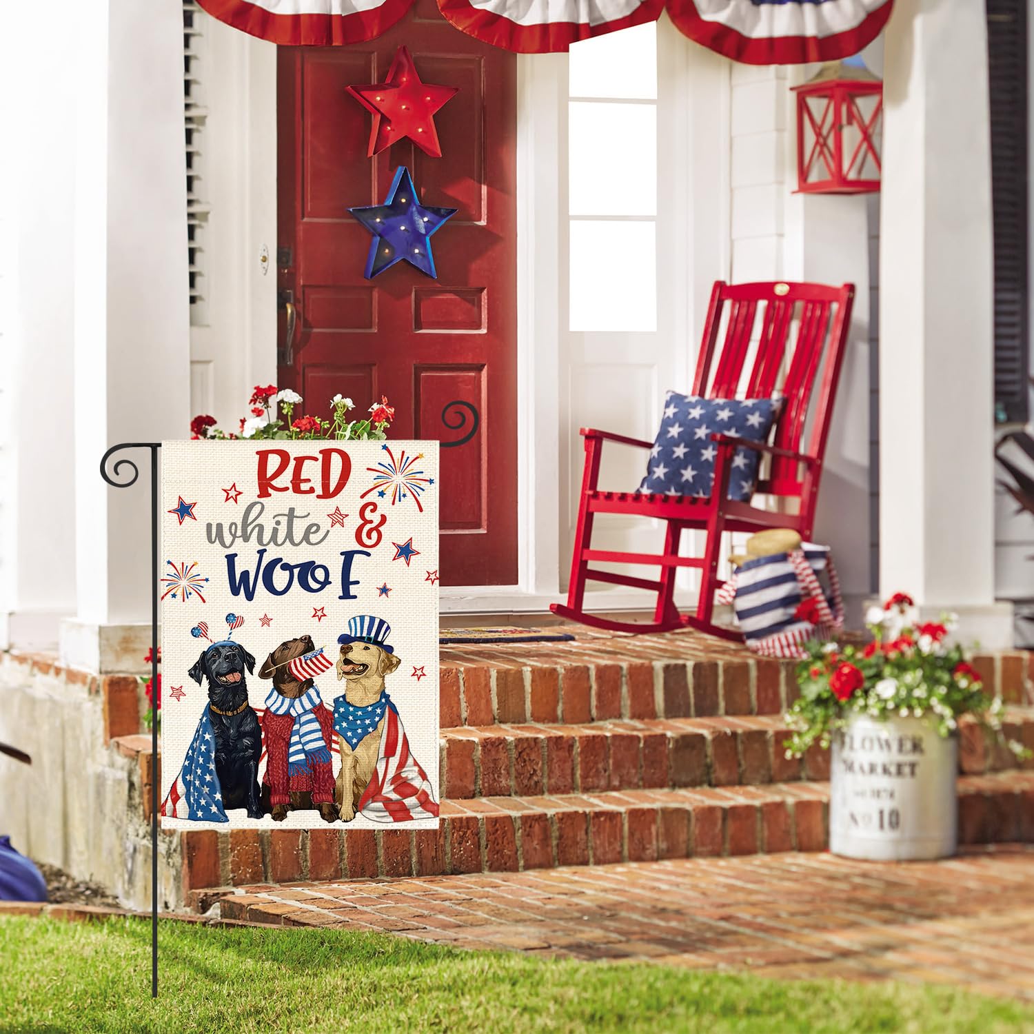 AVOIN colorlife patriotic dogs flag side sleeve detail for durable display.